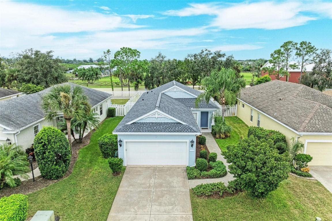 5234 Aqua Breeze Dr., Bradenton, FL 34208