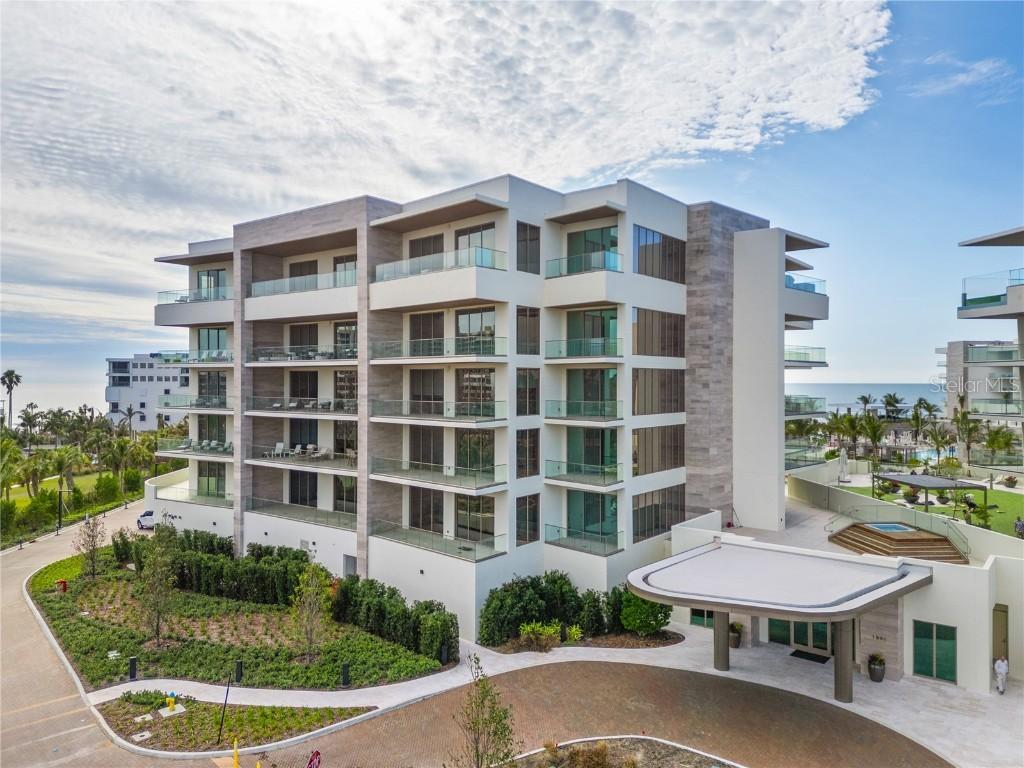 1581 Gulf Of Mexico Dr. #507, Longboat Key, FL 34228