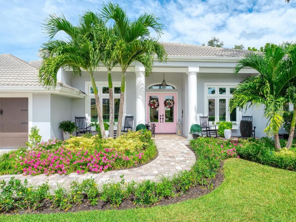 8600 Woodbriar Dr., Sarasota, FL 34238