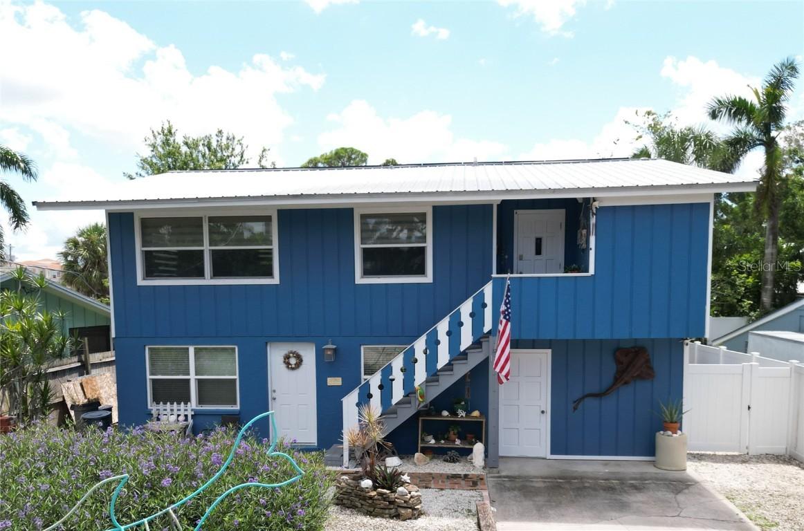 113 Colonia Ln., Nokomis, FL 34275