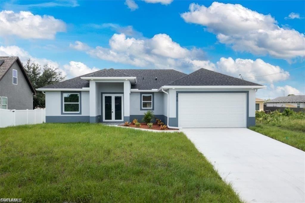 518 Harry Thayer Ave., Lehigh Acres, FL 33974