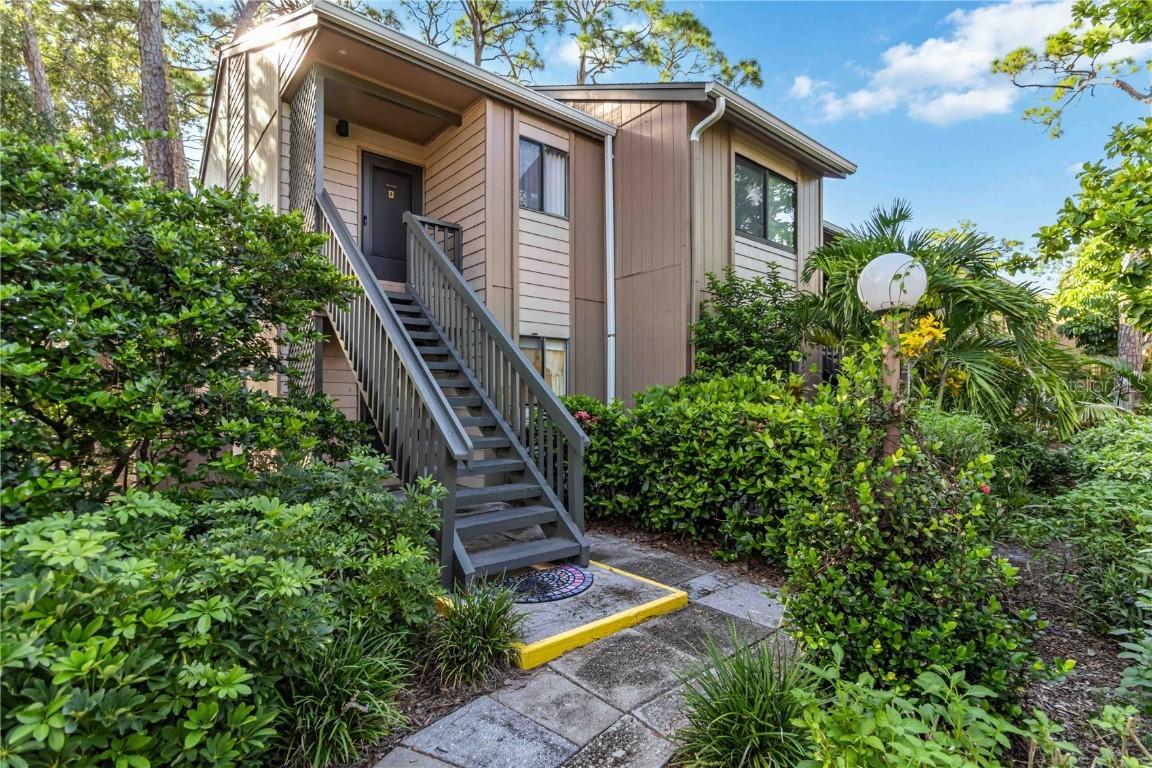1720 Glenhouse Dr. #325, Sarasota, FL 34231