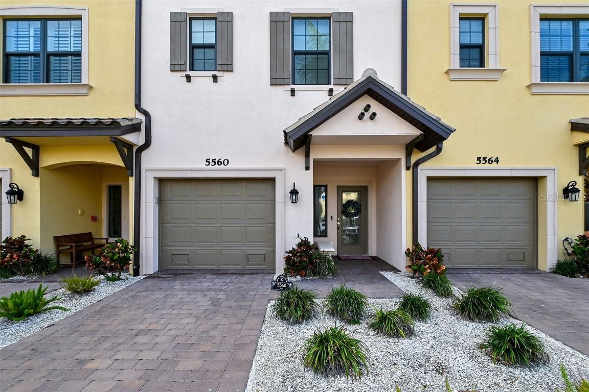 5560 Cannes Cir. #3-106, Sarasota, FL 34231