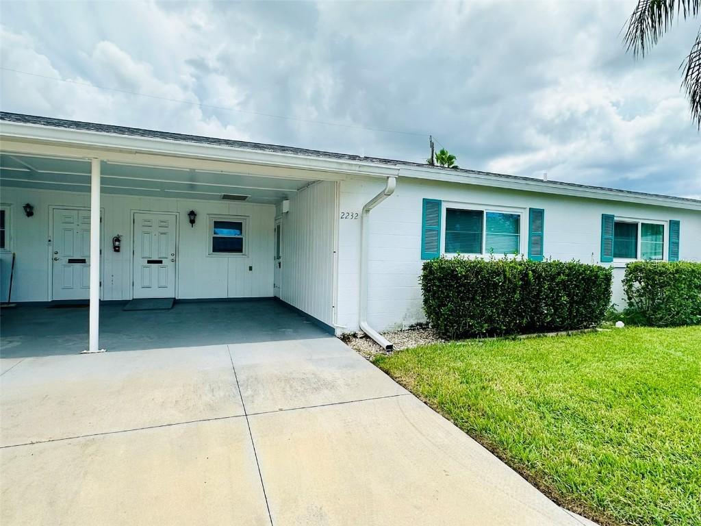 2232 Orange Blossom Ln., Bradenton, FL 34207