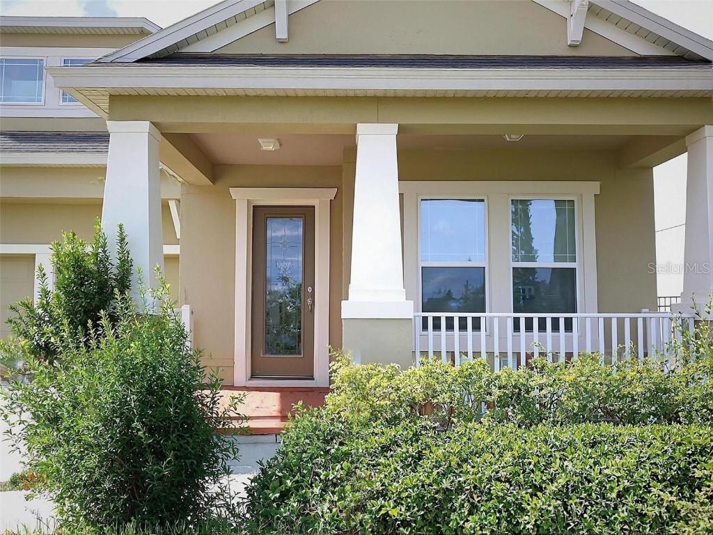 515 Blue Cypress Dr., Groveland, FL 34736