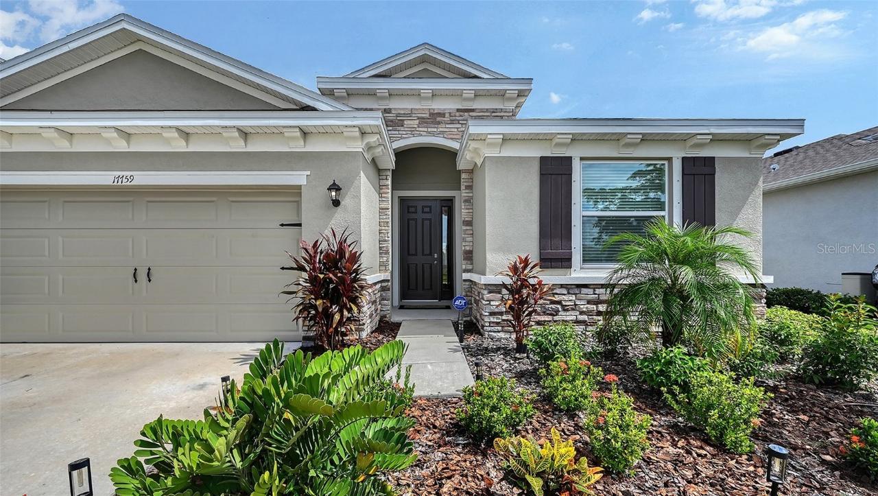 17759 Cantarina Cove, Bradenton, FL 34211