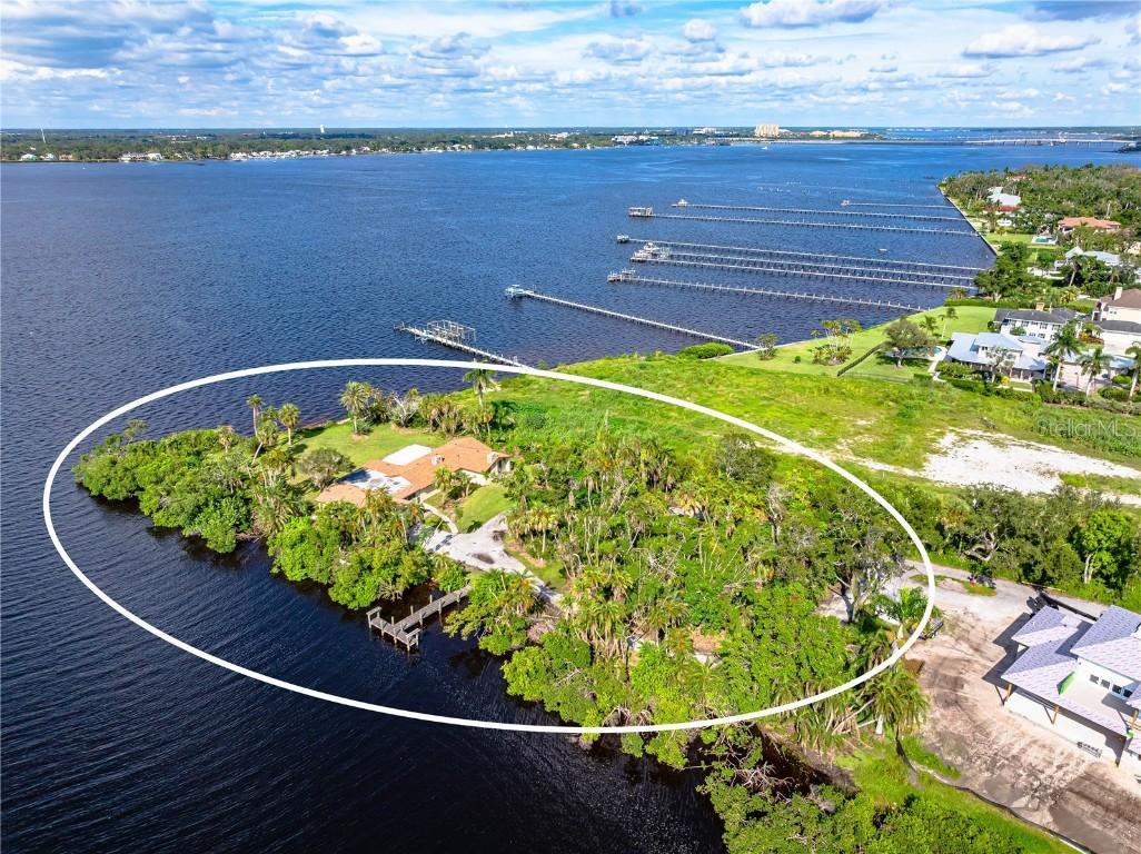 3620 Riverview Blvd., Bradenton, FL 34205