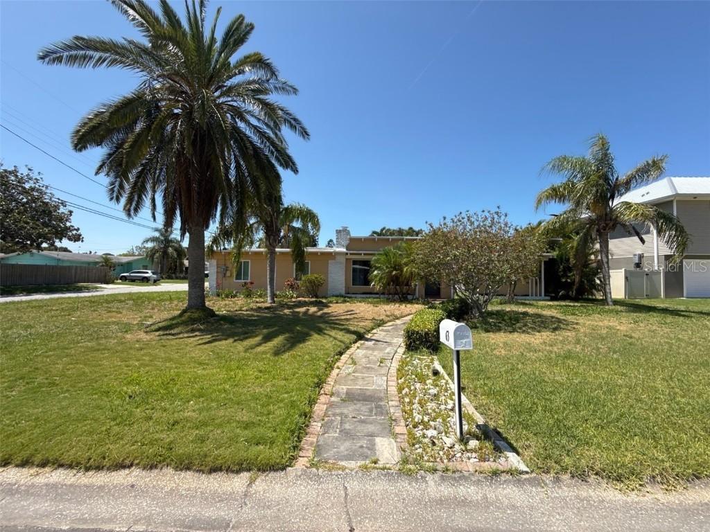 63 Palm Blvd., Dunedin, FL 34698