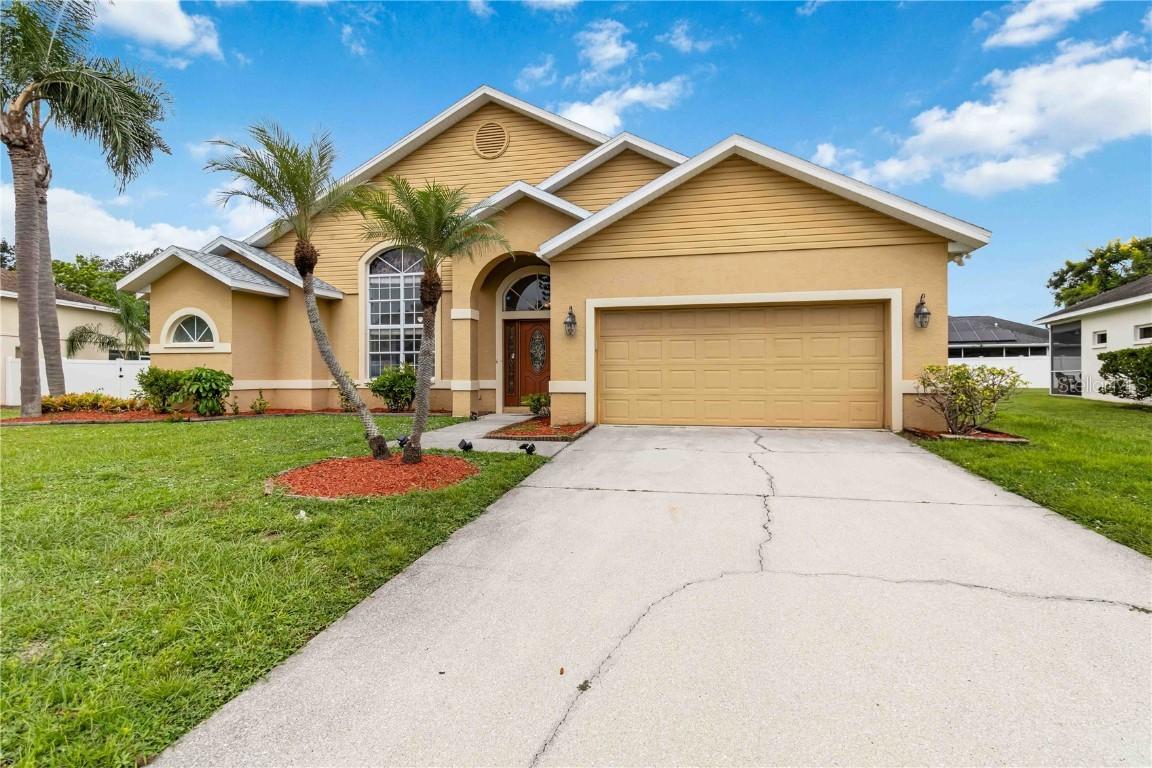 7313 52nd Dr., Bradenton, FL 34203