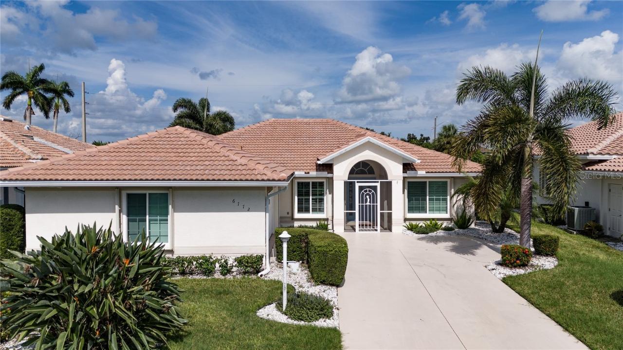 6772 Greenview Ln., Englewood, FL 34224