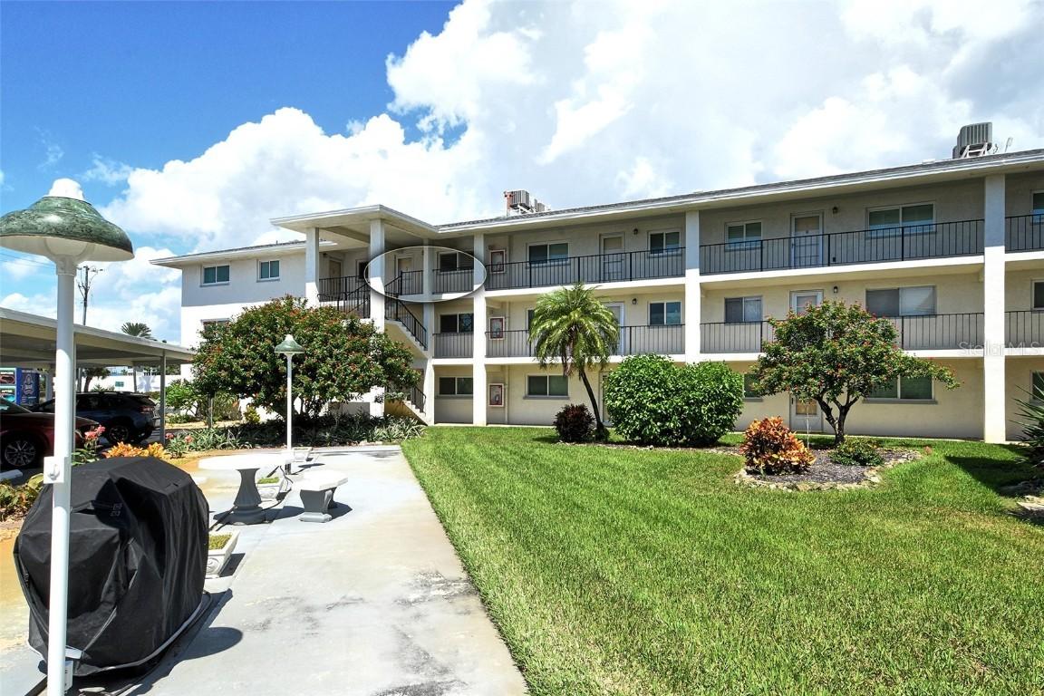 708 Tamiami Tr. #302, Venice, FL 34285