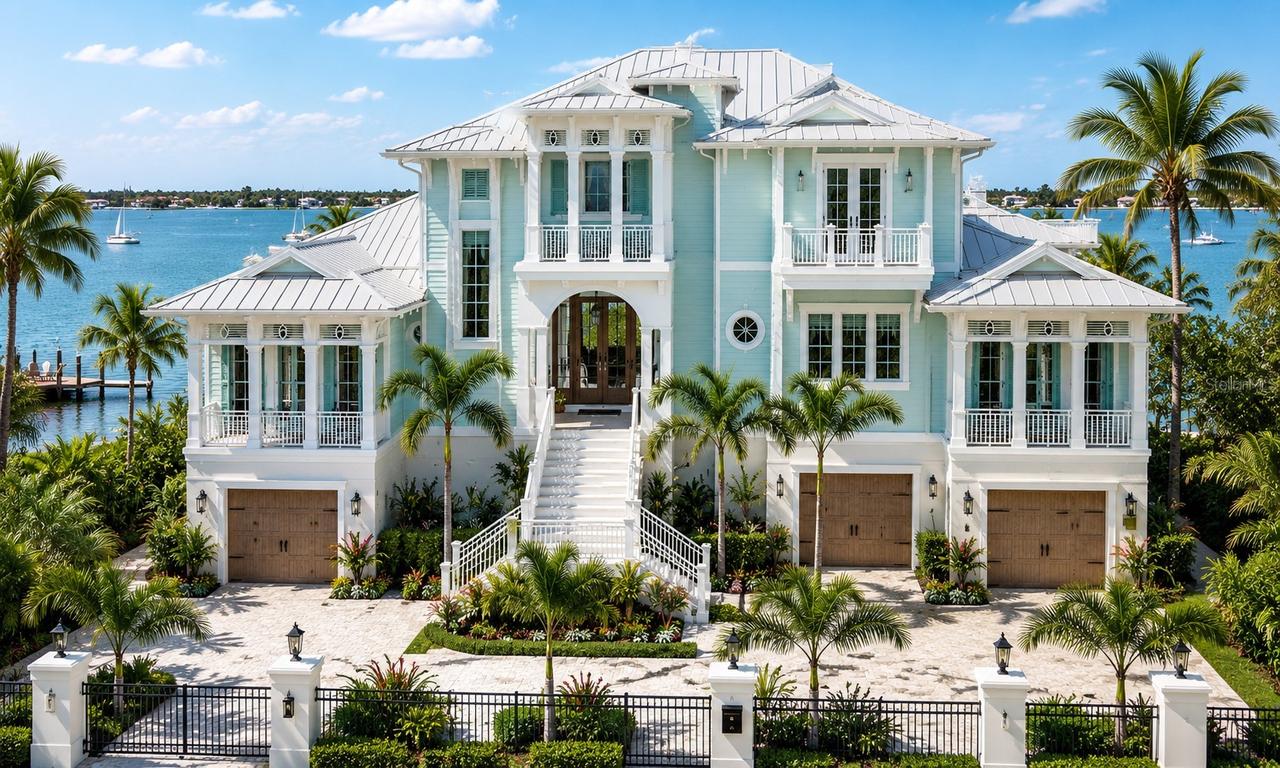 659 Key Royale Dr., Holmes Beach, FL 34217