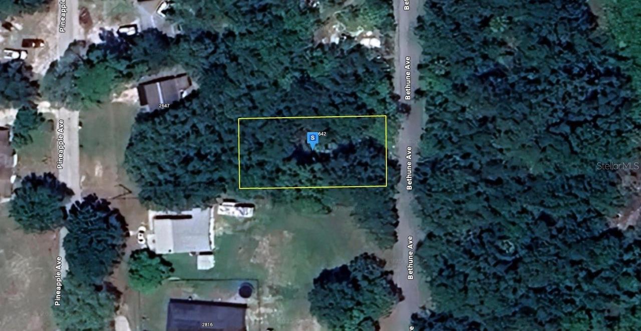 2642 Bethune Ave., Mims, FL 32754