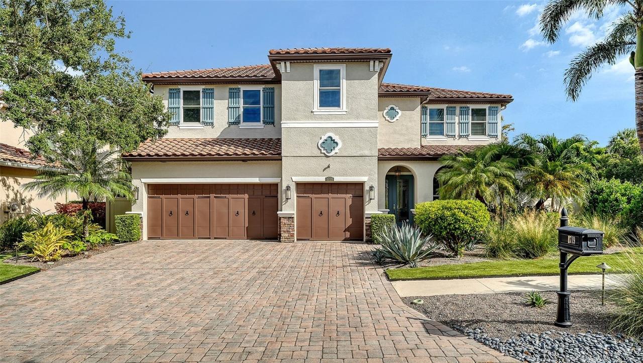 1719 Kenilworth St., Sarasota, FL 34231