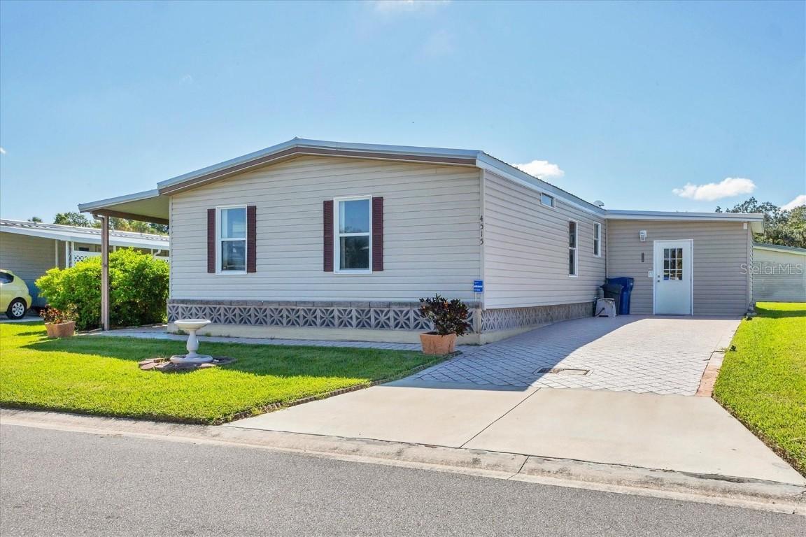 4515 13th St., Ellenton, FL 34222