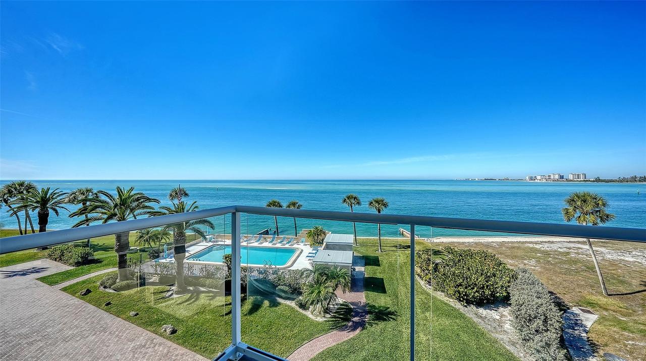 4708 Ocean Blvd. #E7, Sarasota, FL 34242