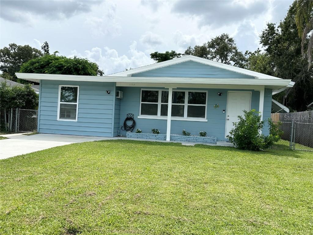 3325 2nd Ave., Bradenton, FL 34205