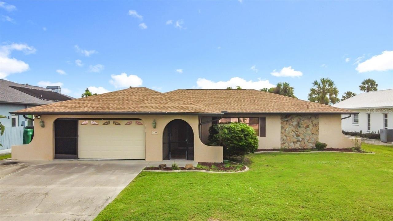 4294 Albacore Cir., Port Charlotte, FL 33948