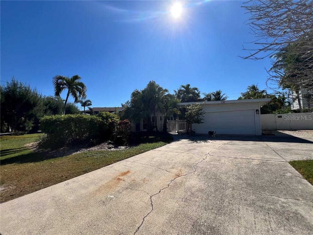 717 Jacaranda Rd., Anna Maria, FL 34216