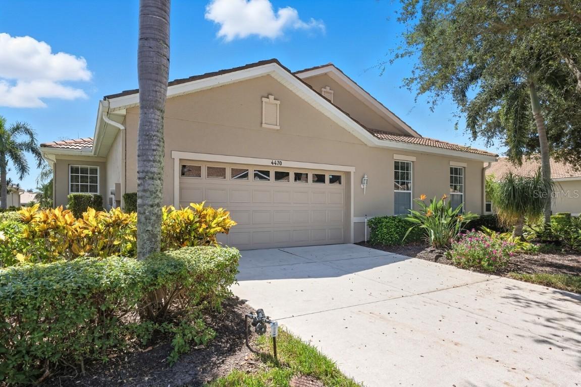 4470 Kariba Lake Ter., Sarasota, FL 34243