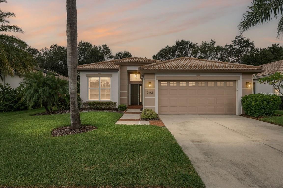 7161 Drewrys Bluff, Bradenton, FL 34203