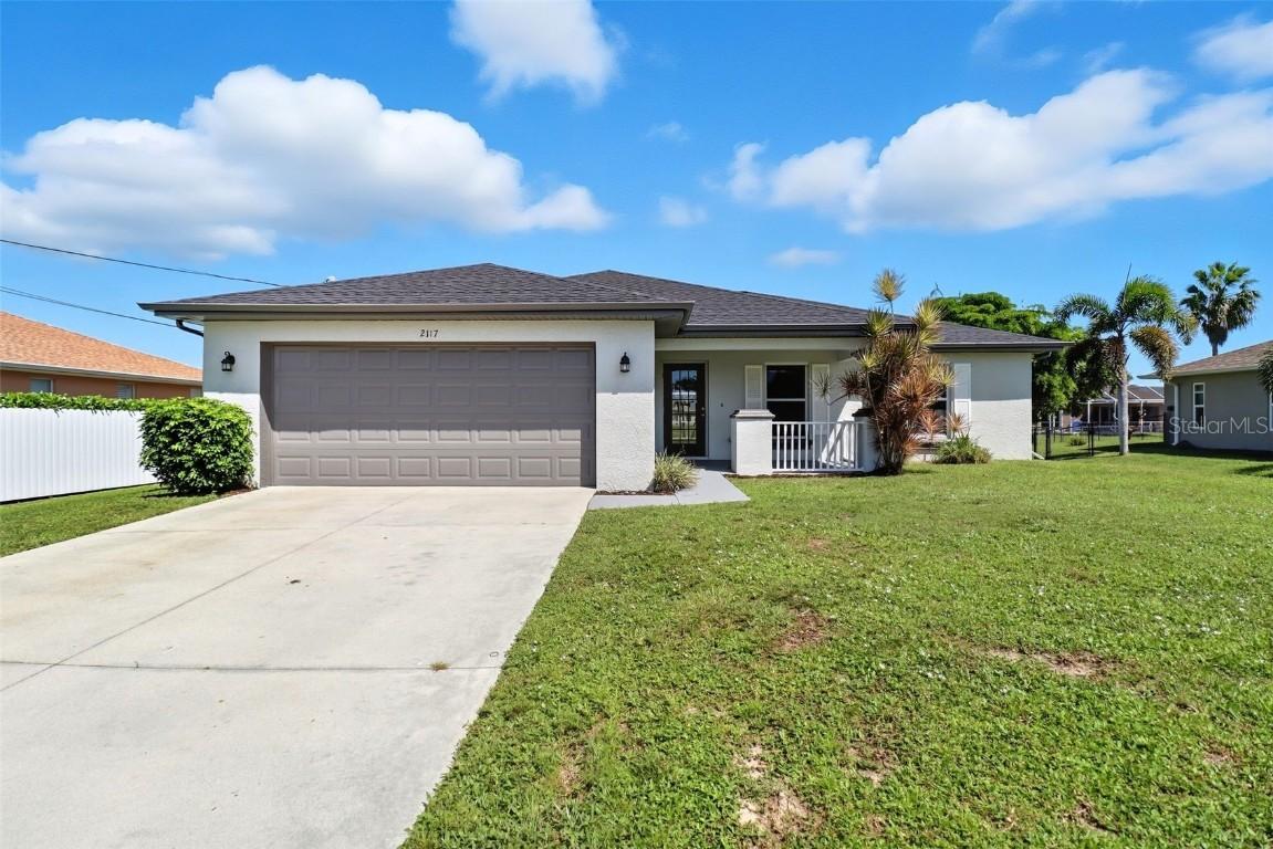 2117 SW 26th St., Cape Coral, FL 33914