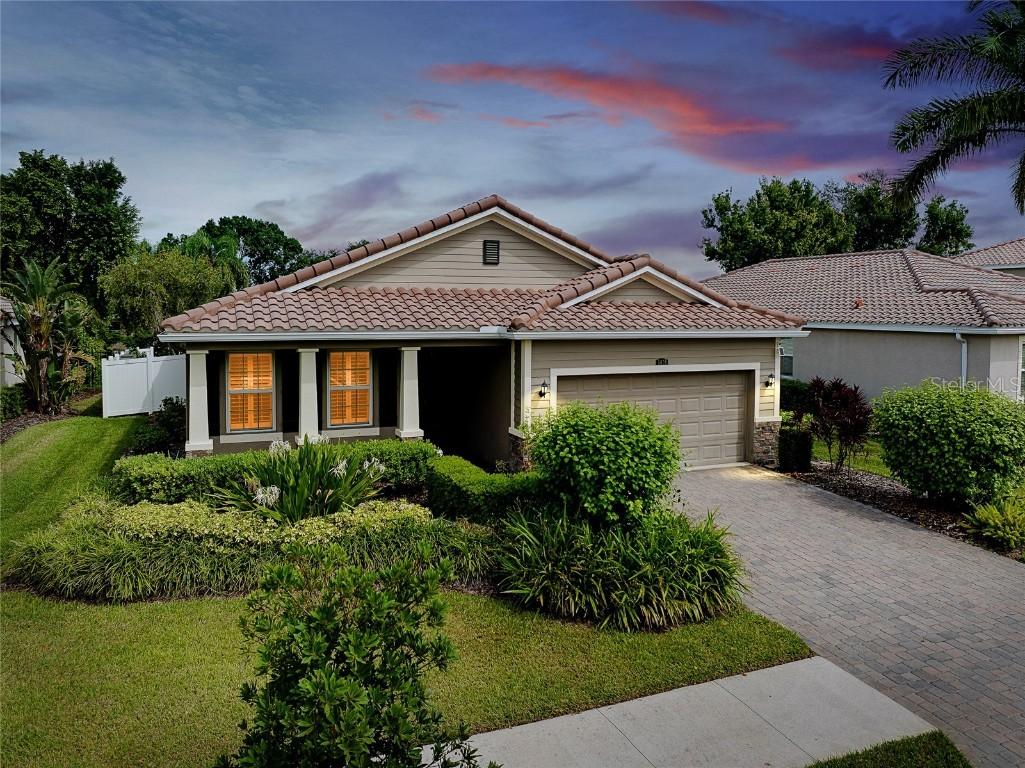 5438 Cartagena Dr., Sarasota, FL 34233