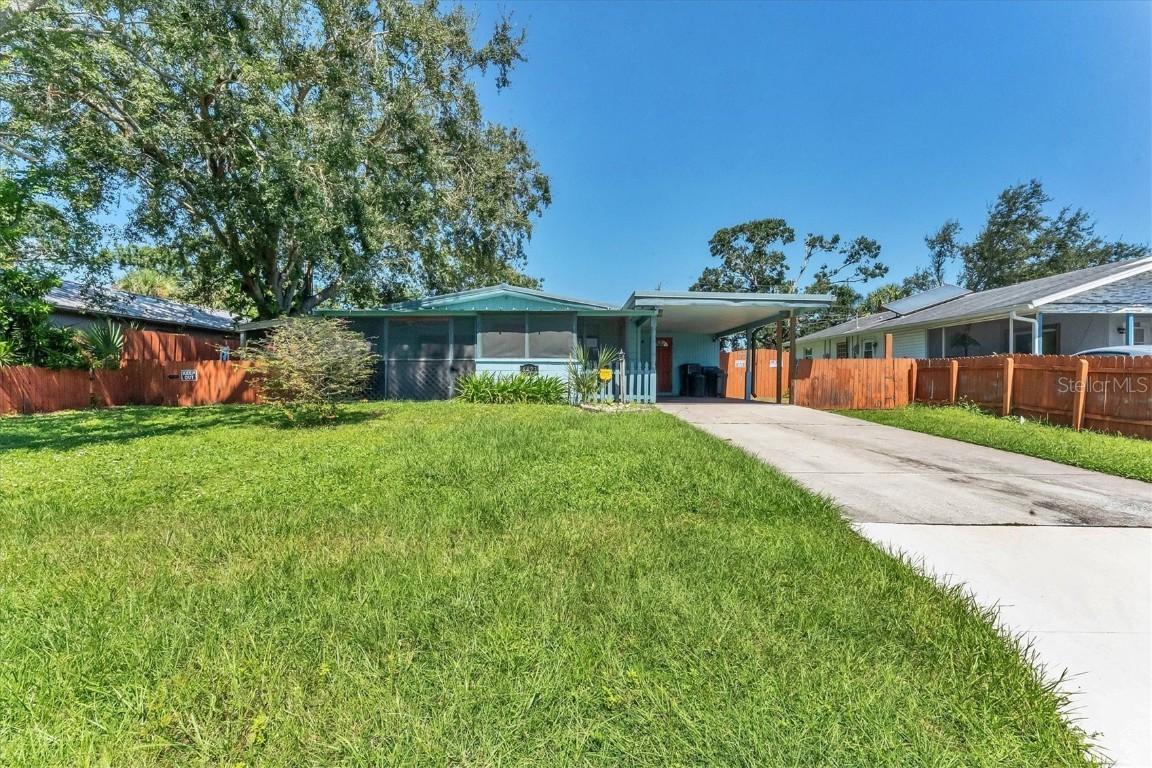 4423 56th Avenue Ter., Bradenton, FL 34203