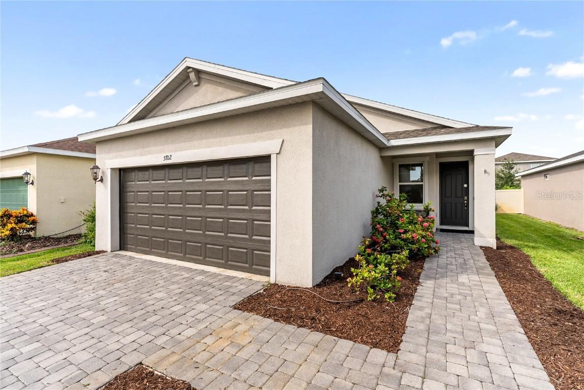 5702 Los Robles Ct., Palmetto, FL 34221