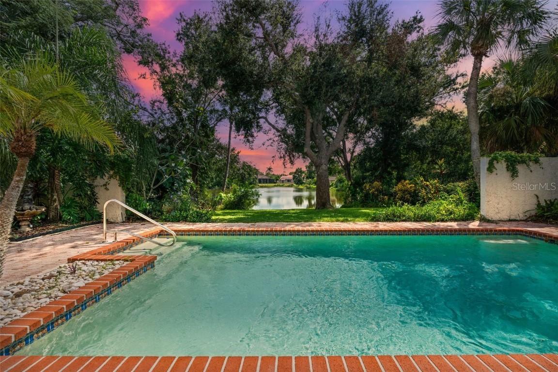 2214 Kara Chase #11, Sarasota, FL 34240