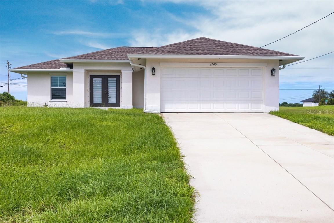 1700 NW 15th Pl., Cape Coral, FL 33993