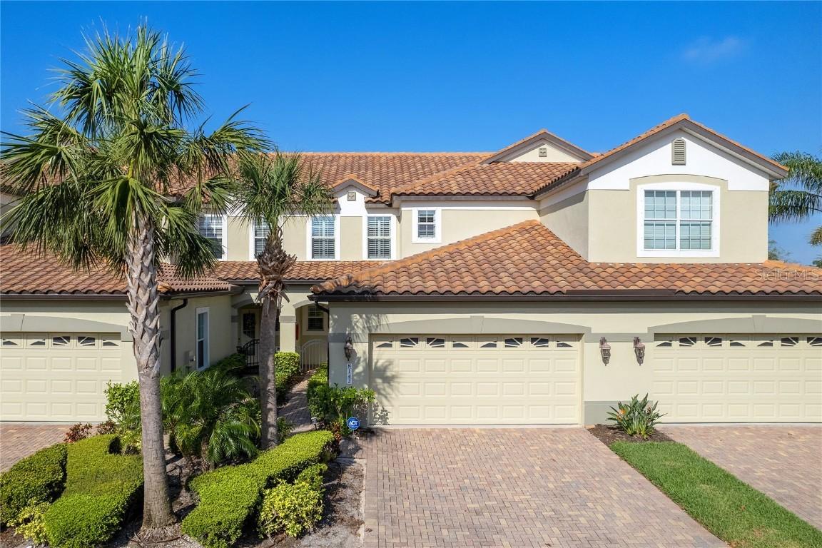 8142 Miramar Way, Lakewood Ranch, FL 34202