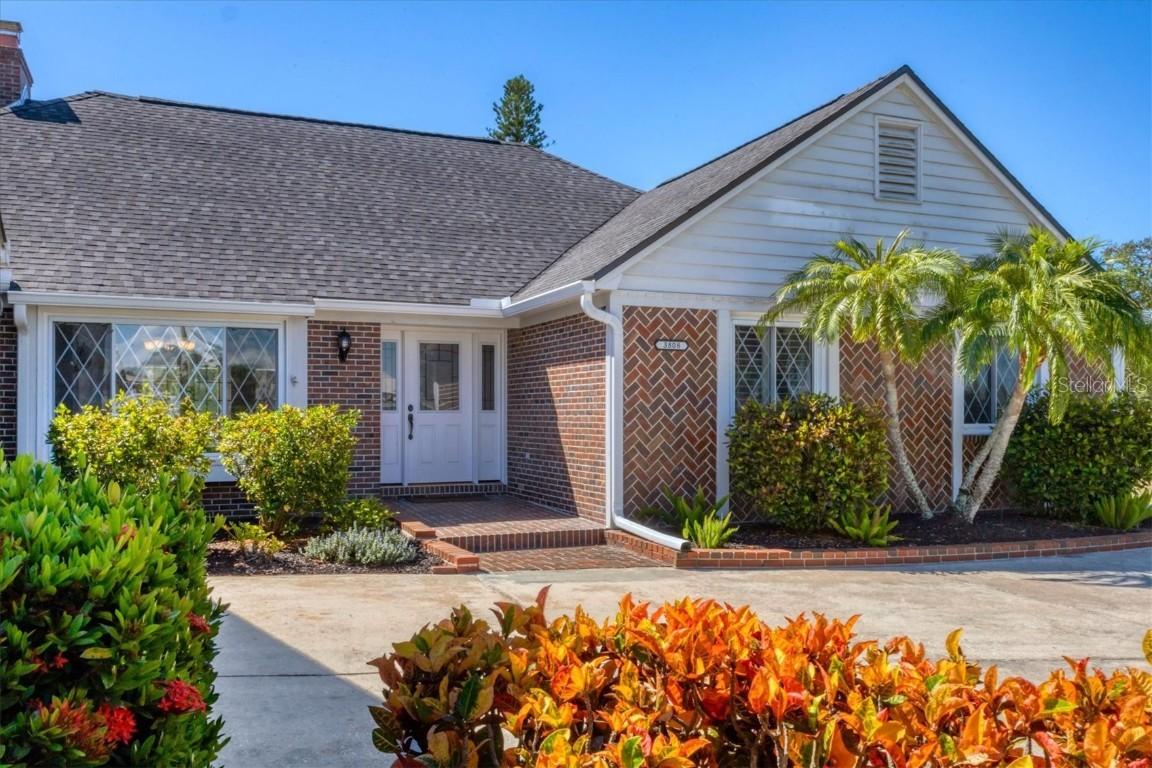 3808 El Conquistador Pkwy., Bradenton, FL 34210
