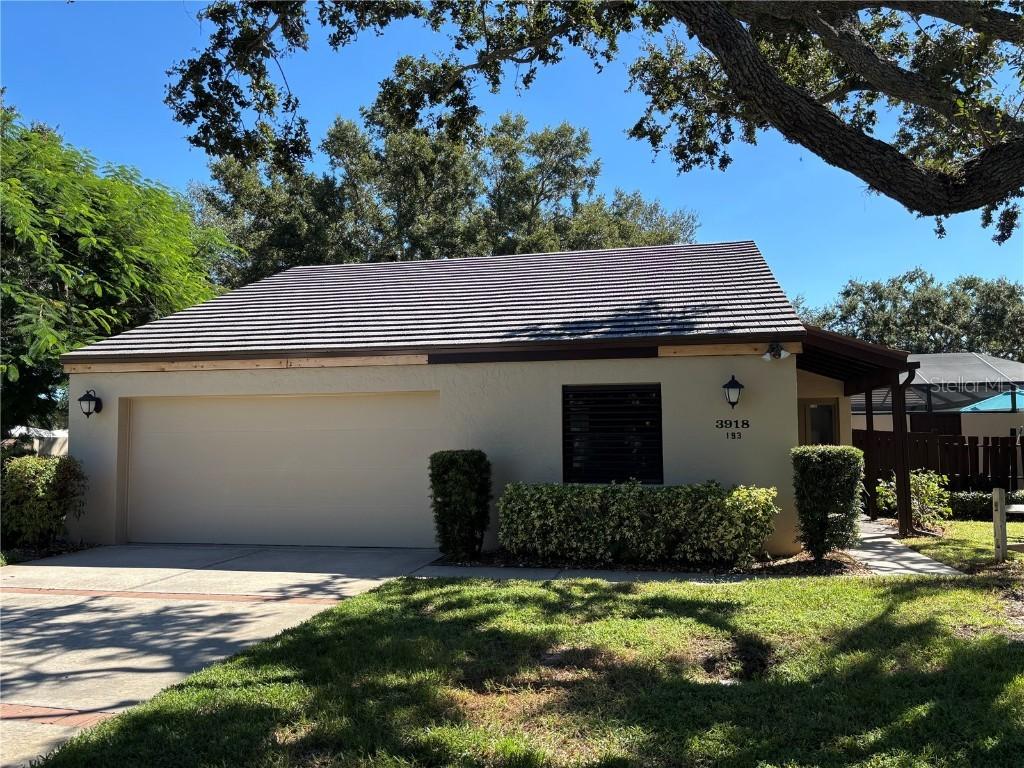 3918 Glen Oaks Manor Dr., Sarasota, FL 34232