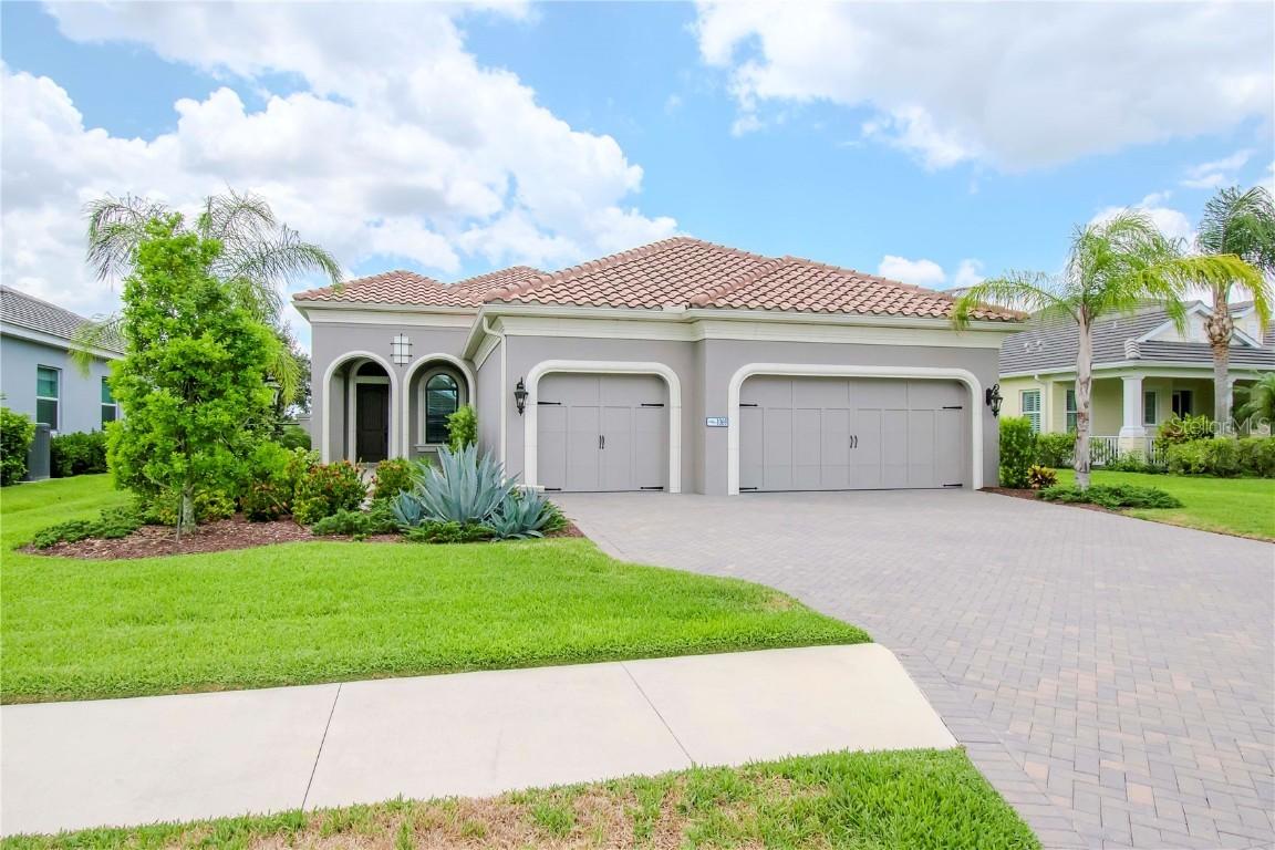 1069 River Wind Cir., Bradenton, FL 34212