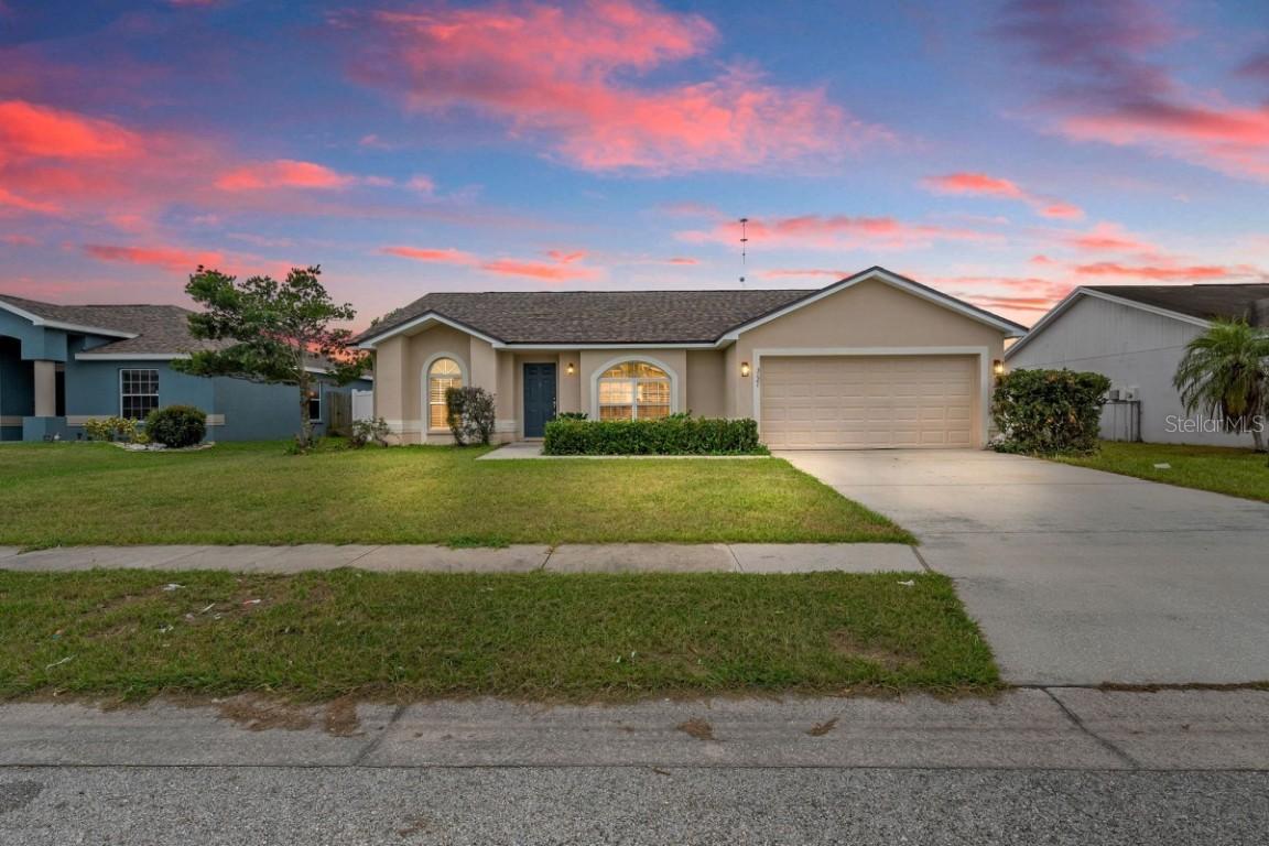 3121 Winchester Estates Loop, Lakeland, FL 33810