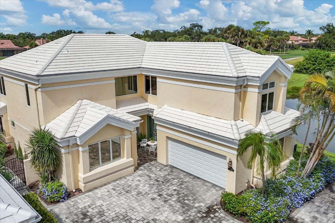 7728 Club Ln., Sarasota, FL 34238