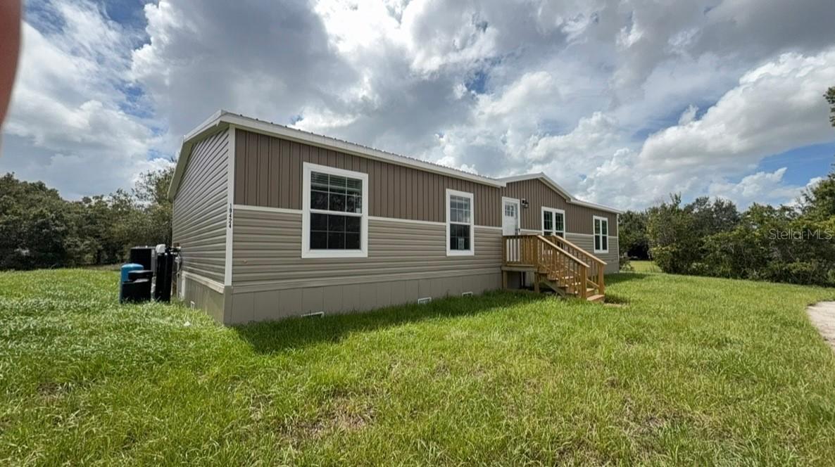 19424 NW 252nd St., Okeechobee, FL 34972