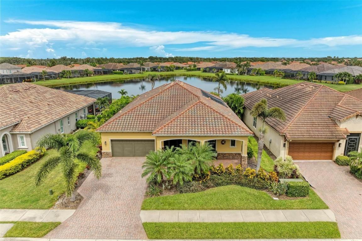 4703 Tobermory Way, Bradenton, FL 34211