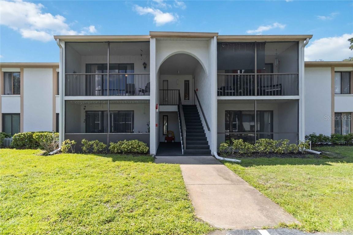 952 Courtyard Ln. #32-c, Orlando, FL 32825