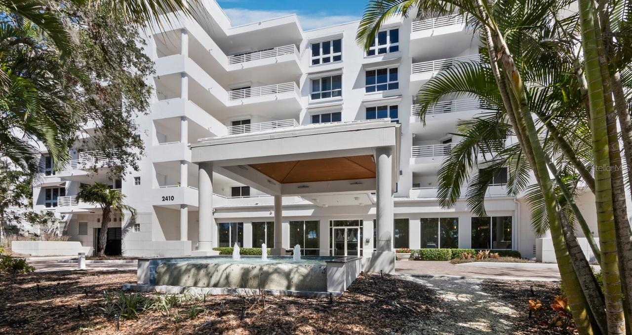 2410 Harbourside Dr. #151, Longboat Key, FL 34228