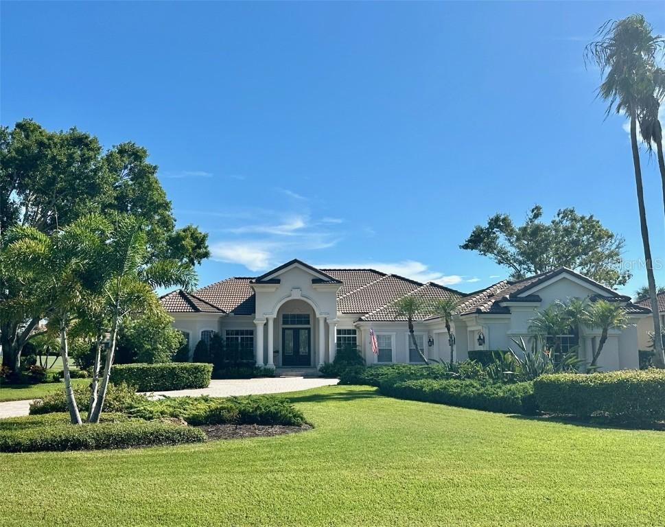 627 N Macewen Dr., Osprey, FL 34229