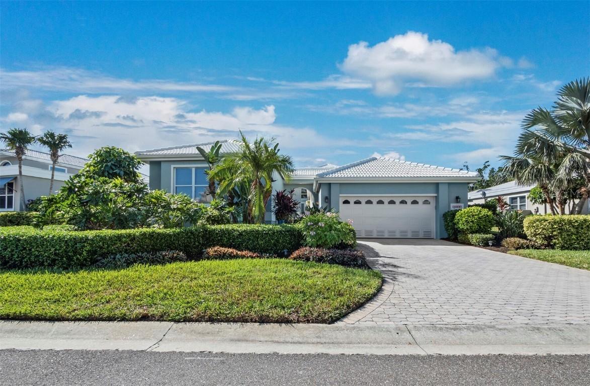 3543 Mistletoe Ln., Longboat Key, FL 34228
