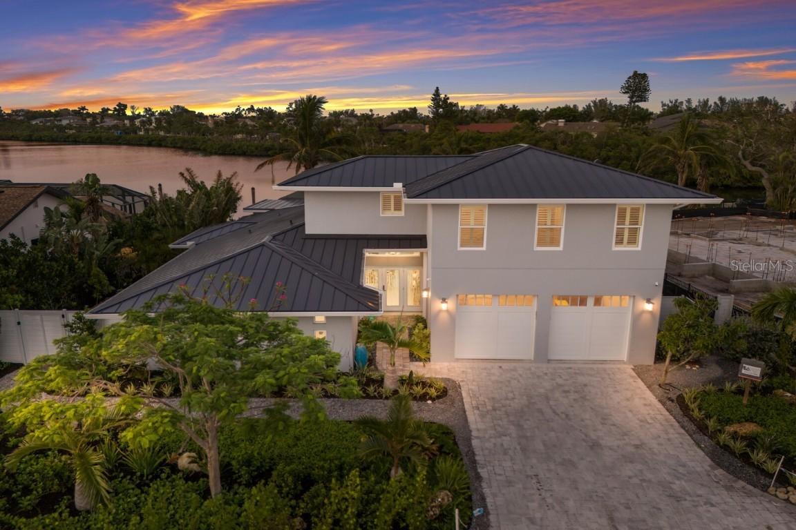 4 Winslow Pl., Longboat Key, FL 34228