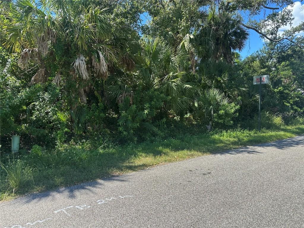 Shady Ave., North Port, FL 34286