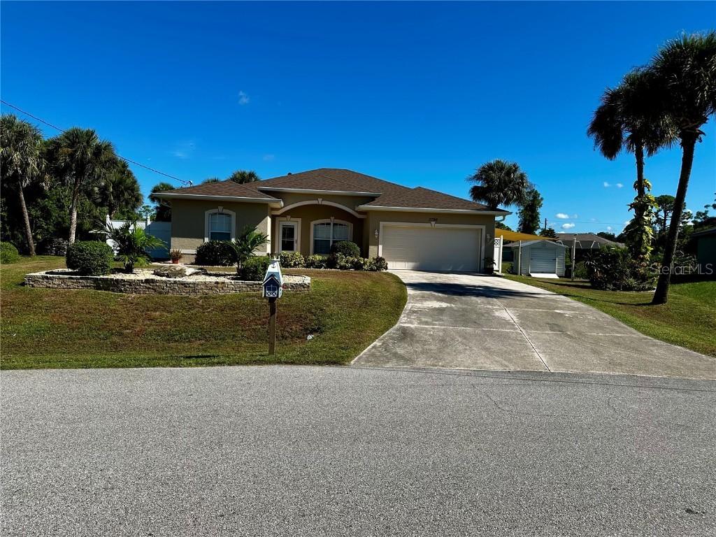 2796 Cover Ln., North Port, FL 34286