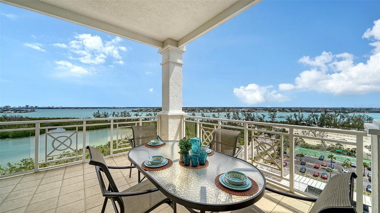 2050 Benjamin Franklin Dr. #A1001, Sarasota, FL 34236