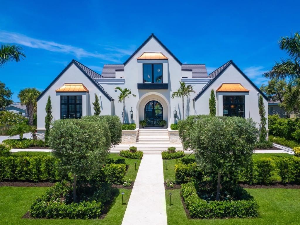 440 Meadow Lark Dr., Sarasota, FL 34236