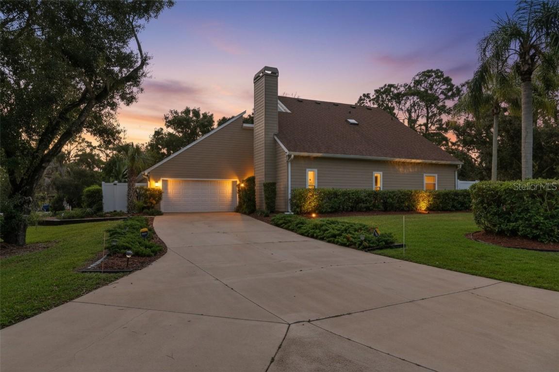 5272 Box Turtle Cir., Sarasota, FL 34232