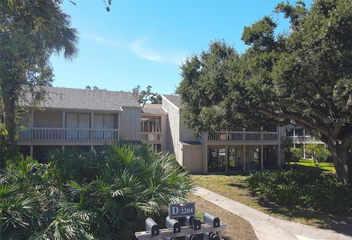 2204 Bahia Vista St. #D7, Sarasota, FL 34239
